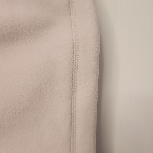 Calvin Klein Women's Soft Pink Hooded Ski Jacket. - Picture 6 of 12